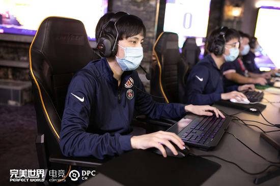 电竞国家队对阵勇士激战胶着，最终险胜对手的简单介绍